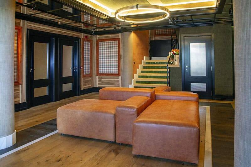 Recepción del hotel, zona de atención