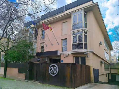 Fachada del hotel para alquiler de habitaciones por horas